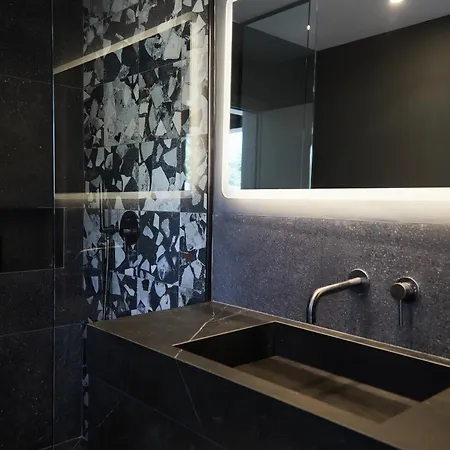Luxury Stone Corfu فيلة Pithos