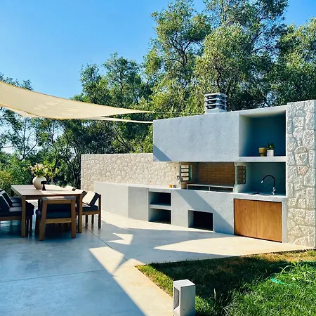 Vila Luxury Stone Corfu Pithos
