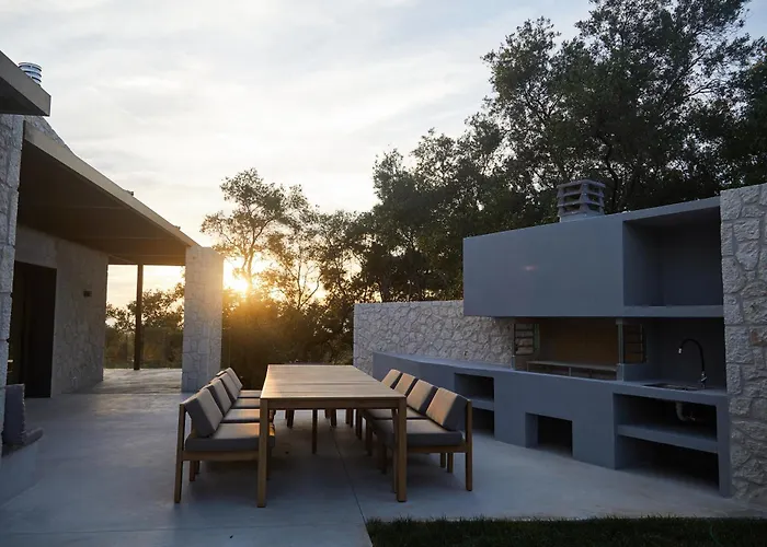 Vila Luxury Stone Corfu *